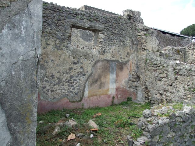 VI.16.29 Pompeii. March 2009. Room 4, East wall.