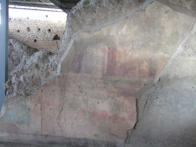 VI.17.41 Pompeii. May 2006. Higher level room on north side, possibly cubiculum from VI.17.36.