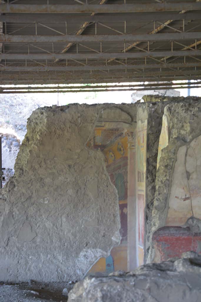 VI.17.41 Pompeii. September 2019. 
Looking towards remaining decoration on north wall of cubiculum 17.
Foto Annette Haug, ERC Grant 681269 DCOR.

