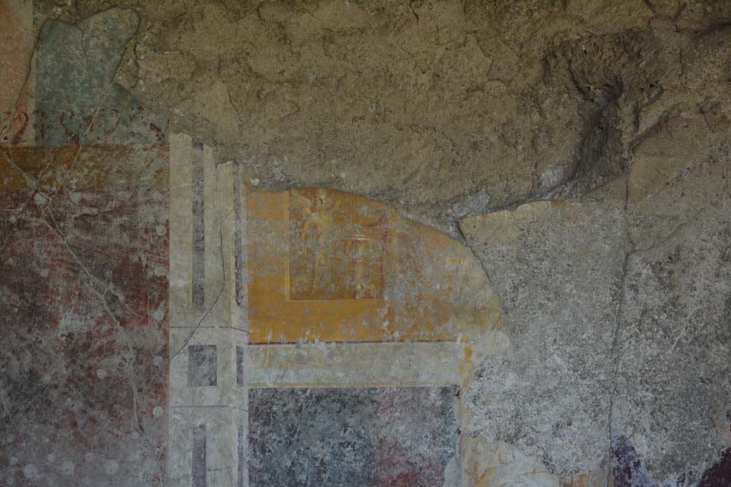 VI.17.41 Pompeii. September 2019. Detail from upper south wall in exedra 18.
Foto Annette Haug, ERC Grant 681269 DCOR.
