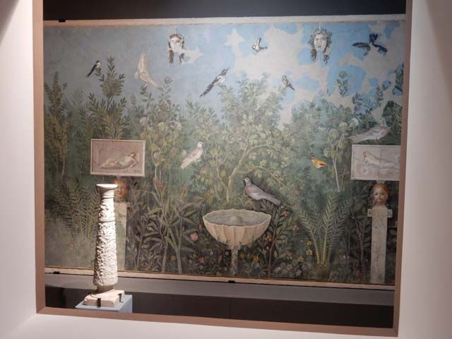 VI.17.42 Pompeii.  May 2006. Marble water Triclinium.