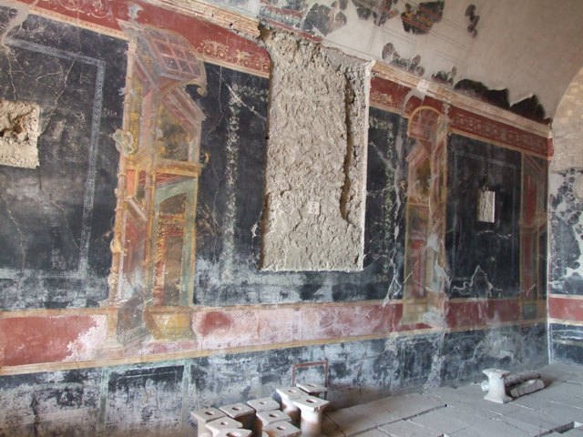 VI.17.42 Pompeii. Lower level room overlooking garden. Wall painting of Dionysus and Ariadne. SAP 41658. Photographed at “A Day in Pompeii” exhibition at Melbourne Museum. September 2009. According to Richardson this is from the same room (31) as Alexander and Roxanne. See Richardson, L., 2000. A Catalog of Identifiable Figure Painters of Ancient Pompeii, Herculaneum. Baltimore: John Hopkins. (p. 126).