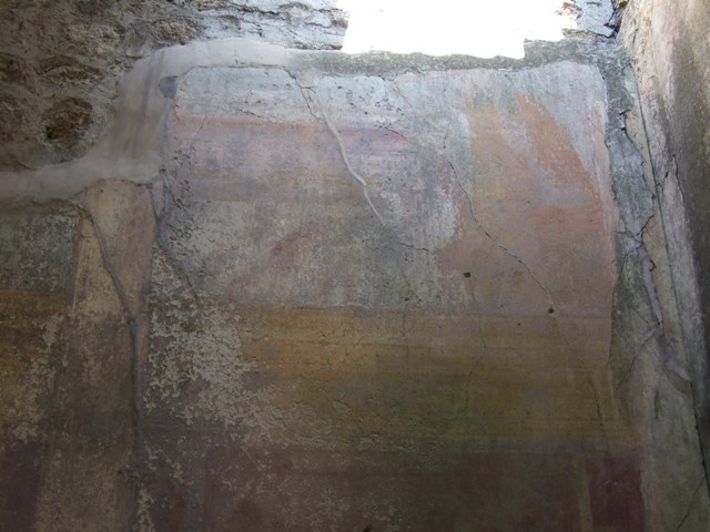 VII.2.16 Pompeii. March 2009. Room 20, south-west corner of triclinium, and looking south along west portico.