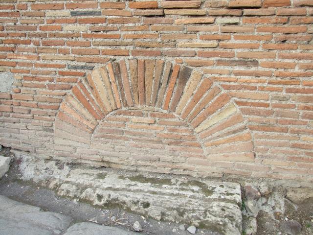 VII.2.34 Pompeii. December 2007. West wall of shop.