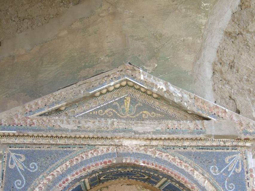 VII.4.56 Pompeii.  March 2009. Aedicula mosaic fountain.