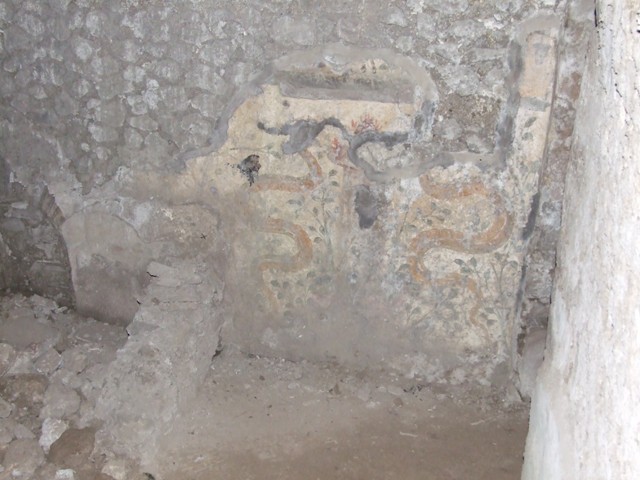 VII.6.3 Pompeii. December 2007. Room (j), south side of bath area.