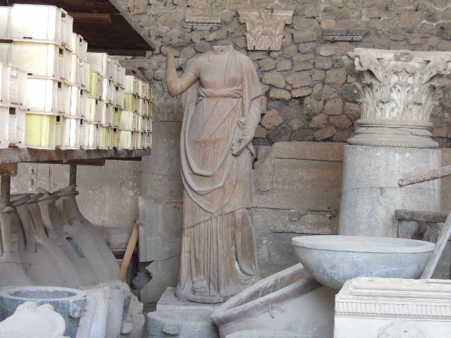 VII.7.29 Pompeii. May 2006. Items in storage.