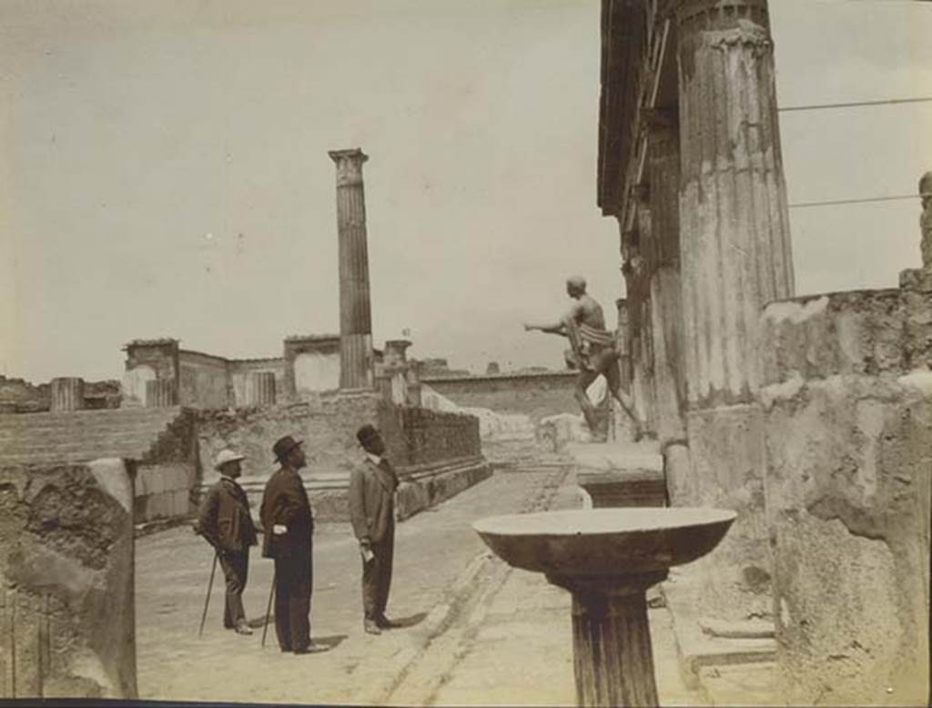 VII.7.32 Pompeii. 1905. Looking north along east side. Photo courtesy of Rick Bauer.