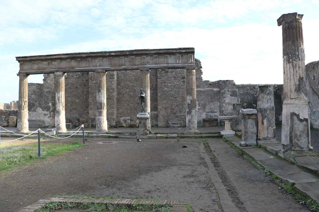 VII.7.32, Pompeii. December 2018. Looking east across Temple. Photo courtesy of Aude Durand.