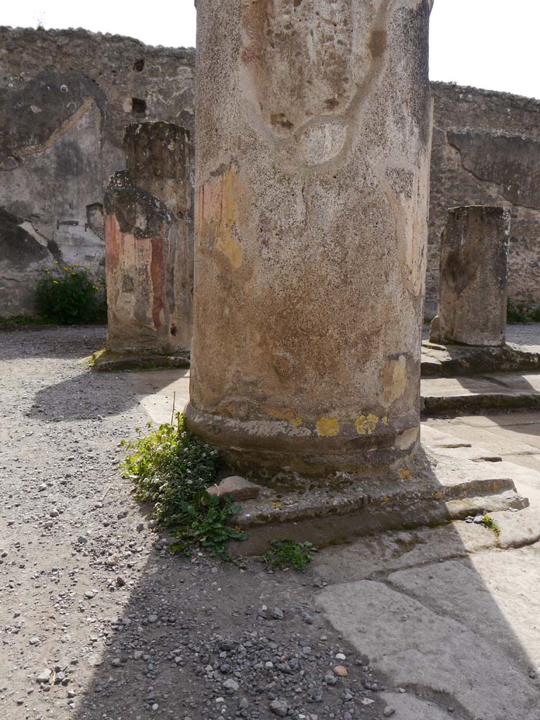 VII.7.32, Pompeii. March 2019. Looking south in south-east corner.
Foto Anne Kleineberg, ERC Grant 681269 DÉCOR.

