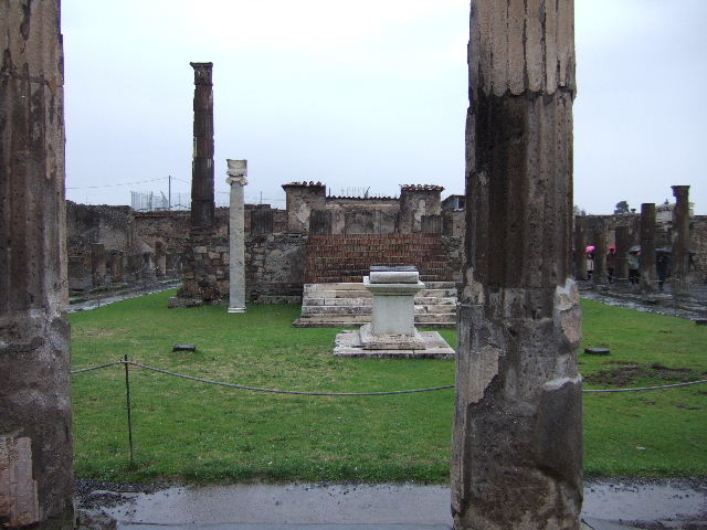 VII.7.32 Pompeii. September 2021. Looking north from entrance doorway. Photo courtesy of Klaus Heese.