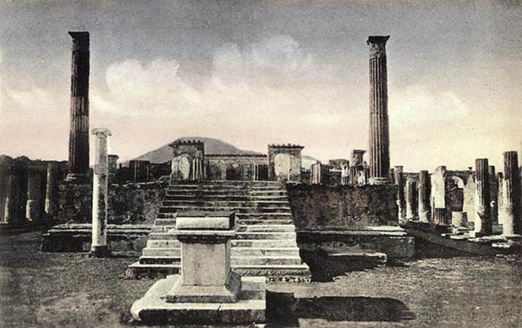 VII.7.32 Pompeii. May 1923. Looking north to steps to podium. Photo courtesy of Rick Bauer.