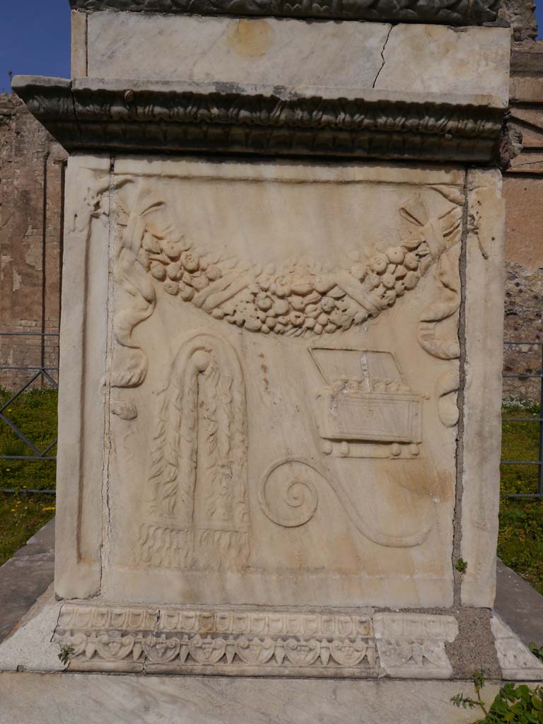 Altar relief. ''Sacrifice to the Genius Augusti, Altar of Vespasian.