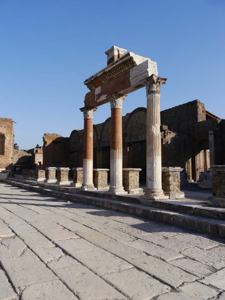 VII.9.7/8 Pompeii. March 2019. Looking towards north-east corner of Forum. 
Foto Anne Kleineberg, ERC Grant 681269 DÉCOR.

