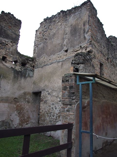 VII.11.13 Pompeii. December 2006. Painted street shrine.