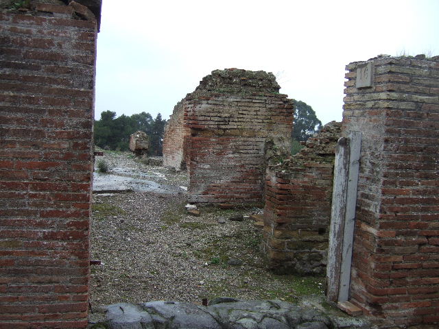 VII.16.16 Pompeii. Entrance.
