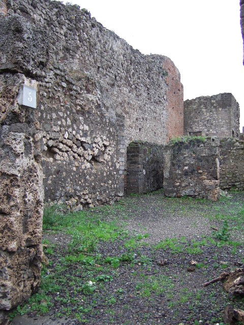VIII.2.5 Pompeii. May 2005. Vicolo di Championnet, looking west .       VIII.1 on right.