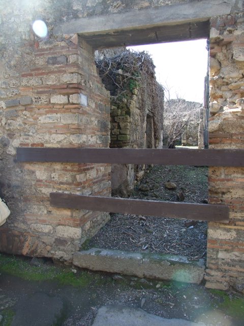 VIII.5.14 Pompeii. December 2006.  Entrance.