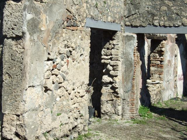 VIII.5.16 Pompeii. March 2009. Room 9, with Doorway to Room 10 and Room 11, Garden area.