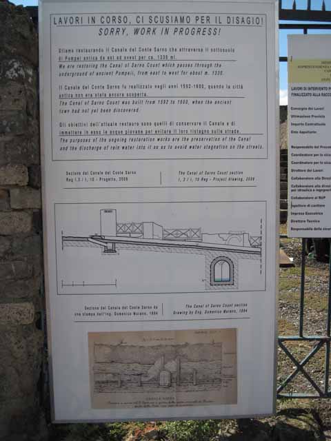 VIII.7.25 Pompeii. December 2006. Fountain outside Temple on Via Stabia.