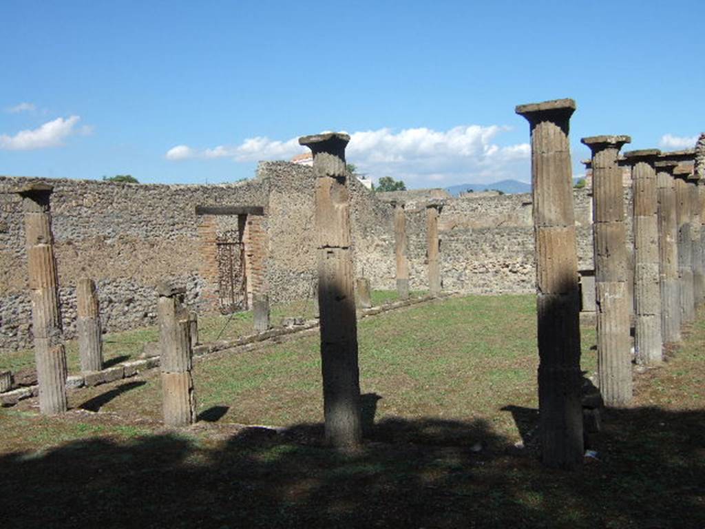 VIII.7.29 Pompeii. September 2005. Samnite Palaestra from the Triangular Forum.