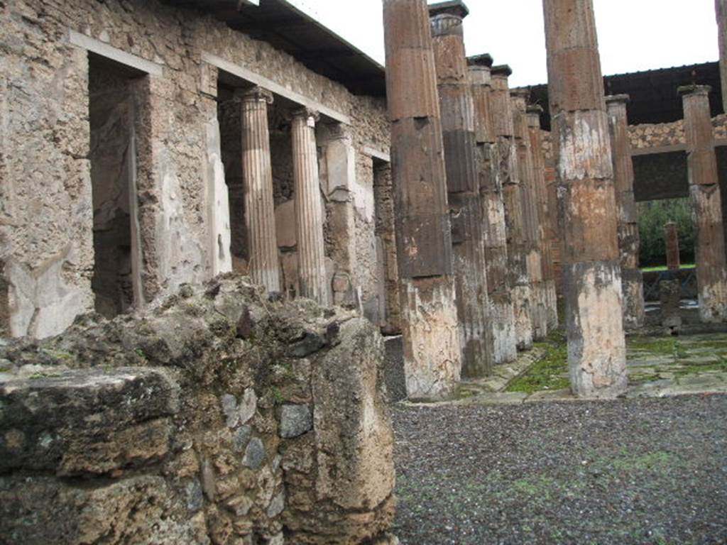 IX.1.20 Pompeii. September 2019. Room 2, looking north along west side of atrium.  
Foto Annette Haug, ERC Grant 681269 DÉCOR

