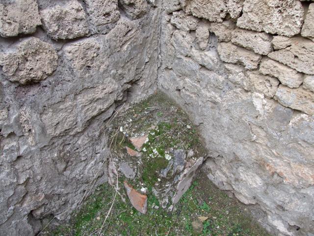 IX.1.22 House of M. Epidi Sabini.  December 2007.  Room 17.  Blocked window or niche.