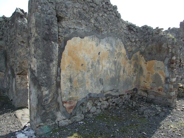 IX.2.18 Pompeii. March 2009. Room 6. Cubiculum, North wall.