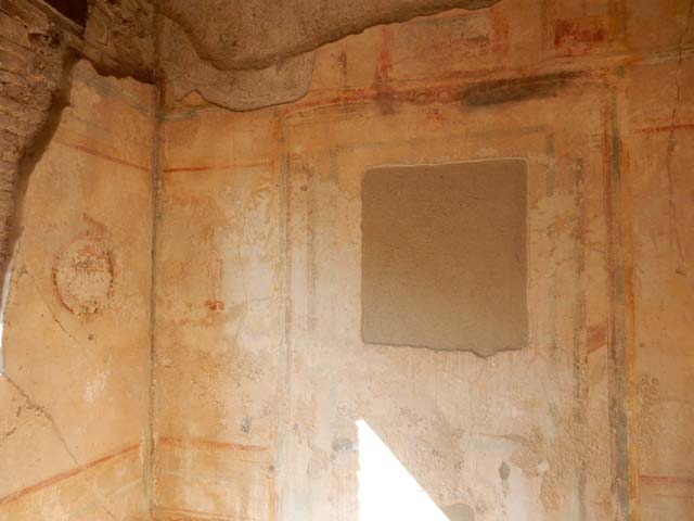 IX.3.5 Pompeii. March 2009. Room 5. North wall.