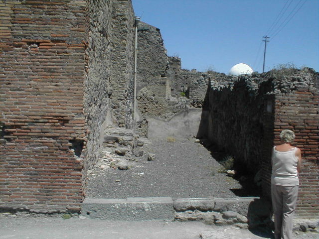 IX.3.7 Pompeii. May 2006. North and east wall.