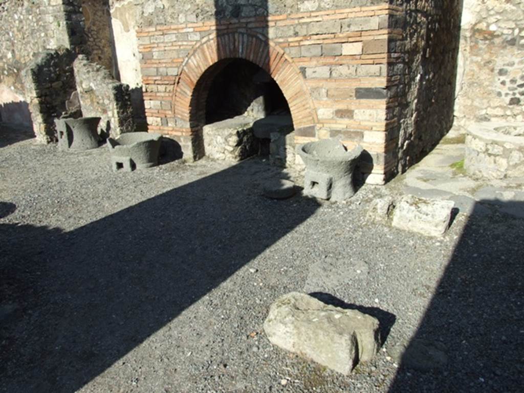 IX.3.12 Pompeii.  March 2009.  Area in front of oven.