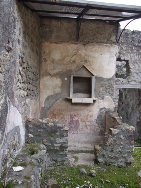 IX.8.6 Pompeii. March 2009. West Portico. Looking north.