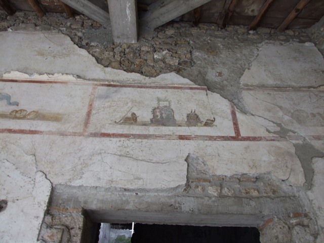 IX.13.1-3 Pompeii. March 2009. Room 9, east wall.