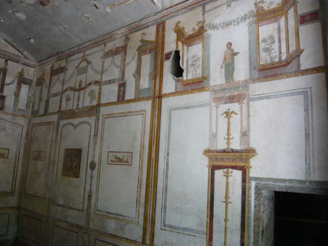 IX.13.1-3 Pompeii. March 2009. Room 11, north wall