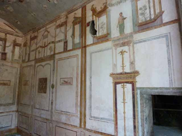 IX.13.1-3 Pompeii. March 2009. Room 11, upper north wall. Painted figure.