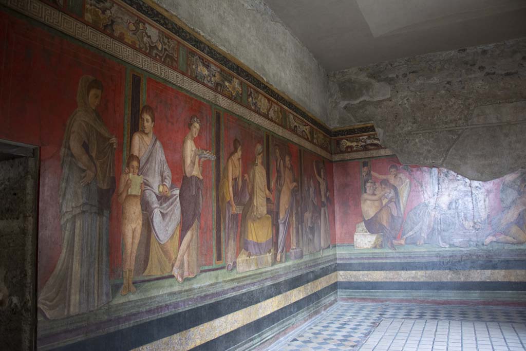 Villa of Mysteries, Pompeii. March 2019. Room 5, looking east along north wall towards north-east corner.
Foto Annette Haug, ERC Grant 681269 DÉCOR.

