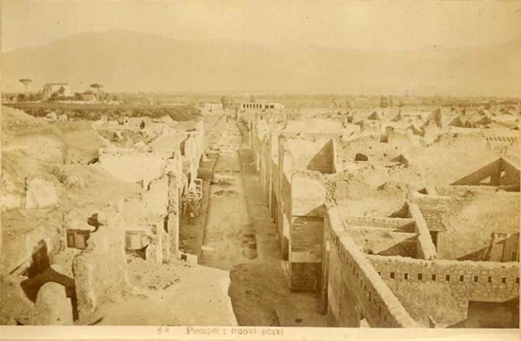 Via del Vesuvio. C.1880s. Looking south. In the lower right is VI.14.28/29/30.
The area on the left, V.1, is still being excavated. In the lower left is V.1.14/15/16
Photo courtesy of Rick Bauer.
