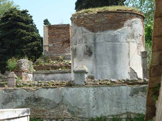 HGW18 Tomba rotunda o del fanciullo.  Sepolcro rotunda