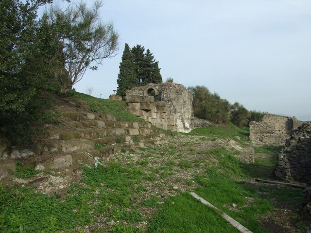 Pompeii.  Tower XII.  December 2007.  Looking north from Vicolo di Modesto.