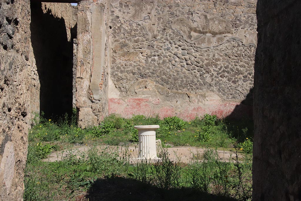 I.2.10 Pompeii. October 2024. Looking east along entrance corridor/fauces, towards atrium. Photo courtesy of Klaus Heese.