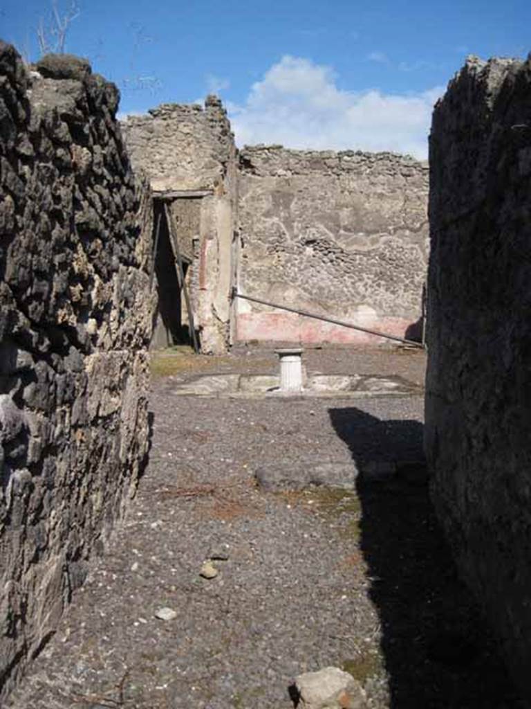 I.2.10 Pompeii. September 2010. Looking east along entrance fauces, towards atrium. Photo courtesy of Drew Baker.