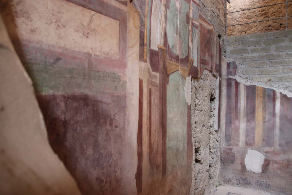 I.6.2 Pompeii. September 2019. Frigidarium, looking east along north wall. Photo courtesy of Klaus Heese.