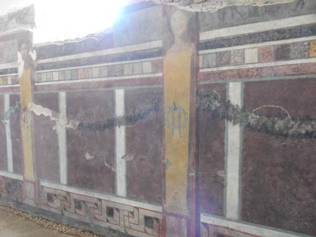 I.6.2 Pompeii. May 2016. West wall of east wing of cryptoporticus. Photo courtesy of Buzz Ferebee.
