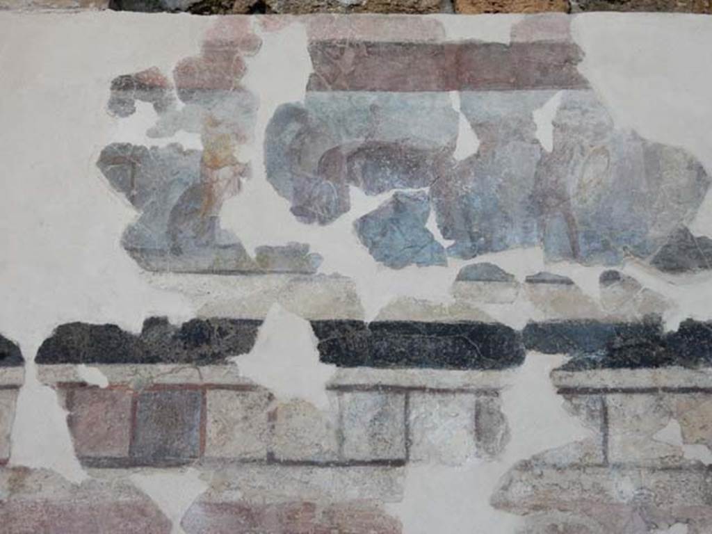 I.6.2 Pompeii. May 2016. Detail from upper north wall of north wing. Photo courtesy of Buzz Ferebee.