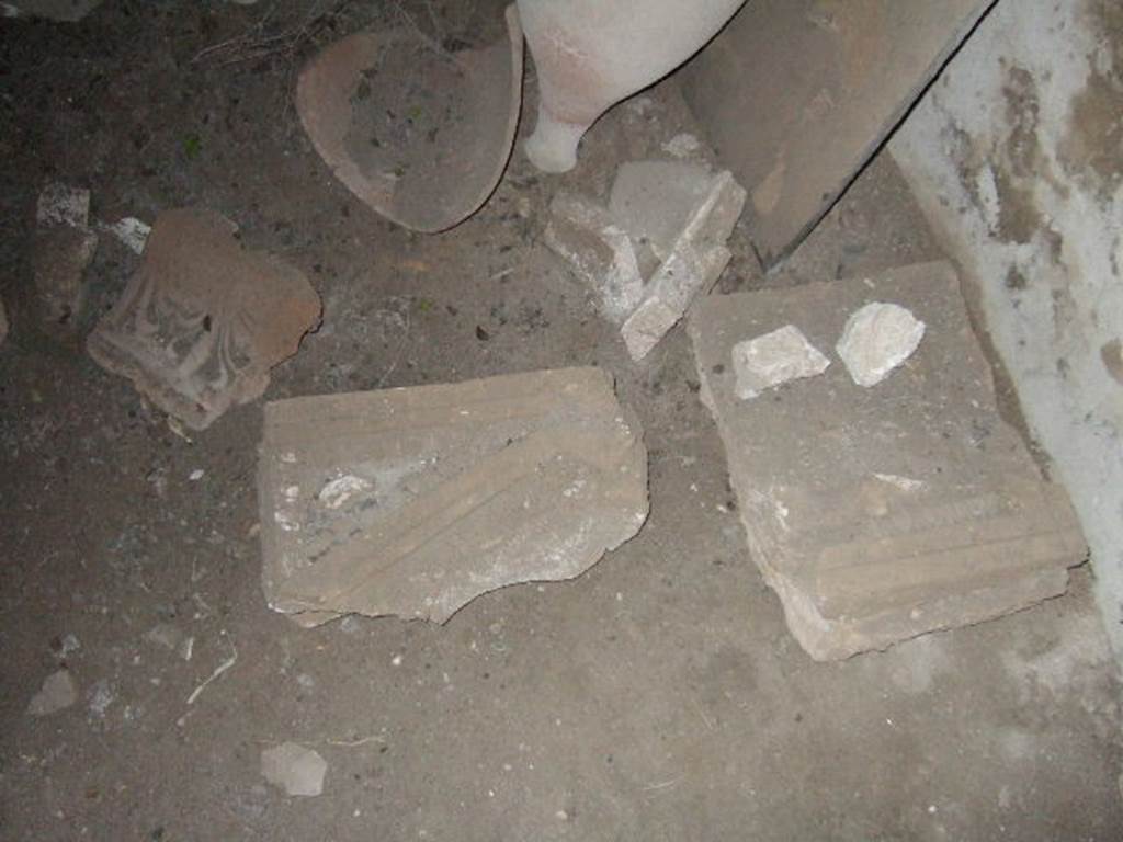 I.6.2 Pompeii. May 2006. Cryptoporticus.