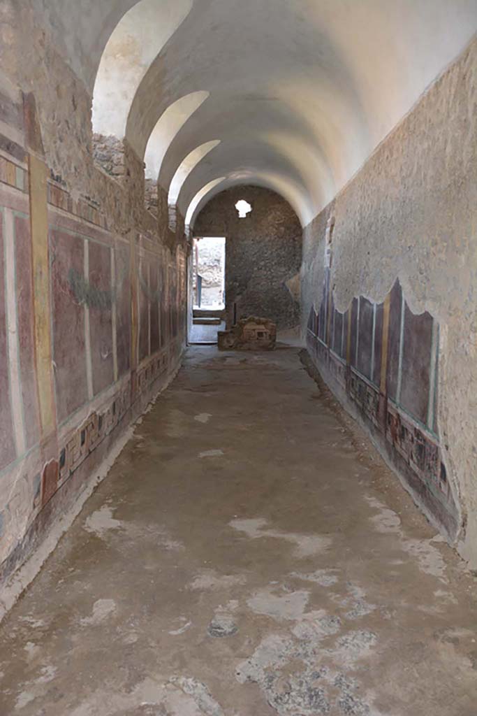 I.6.2 Pompeii. September 2019. Looking south along the west wing of cryptoporticus.
Foto Annette Haug, ERC Grant 681269 DÉCOR.