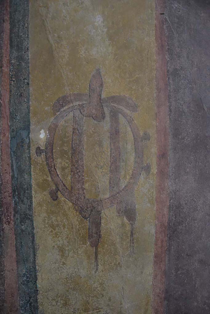 I.6.2 Pompeii. March 2019. Detail of painted decoration from east wall of west wing.
Foto Annette Haug, ERC Grant 681269 DÉCOR.