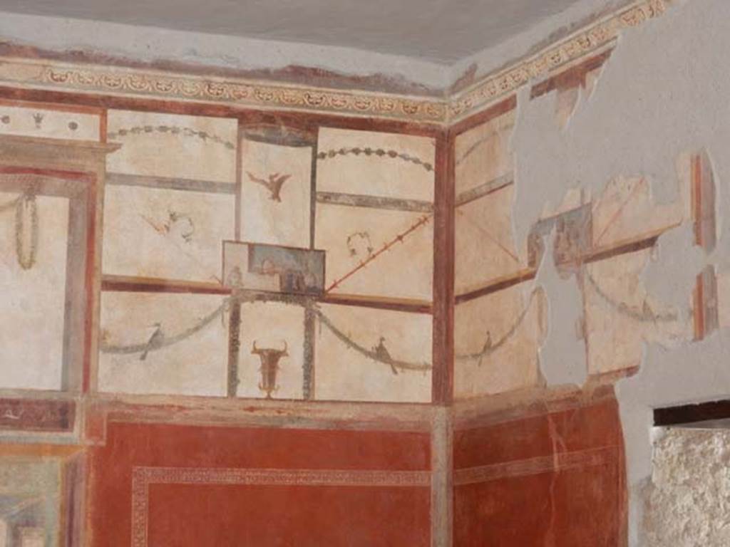 I.6.7 Pompeii. May 2016. Upper south-east corner of large oecus.
Photo courtesy of Buzz Ferebee.