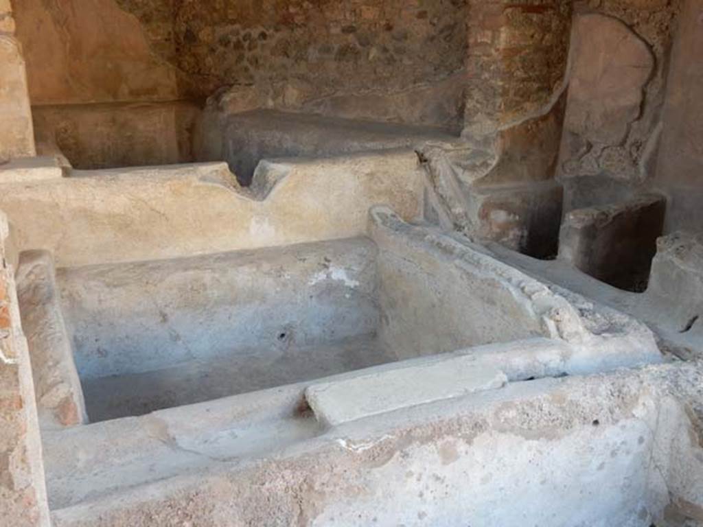 I.6.7 Pompeii. May 2016. Looking south-west across middle basin, towards treading vats. Photo courtesy of Buzz Ferebee.