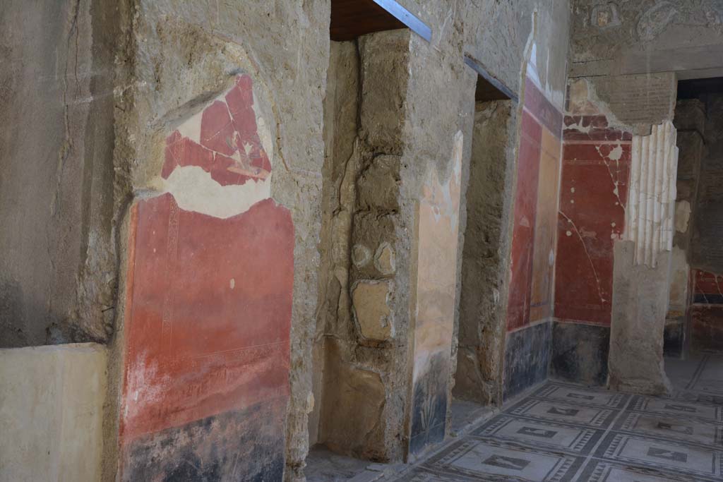 I.7.1 Pompeii. October 2019. Looking south along east wall in atrium.
Foto Annette Haug, ERC Grant 681269 DÉCOR.